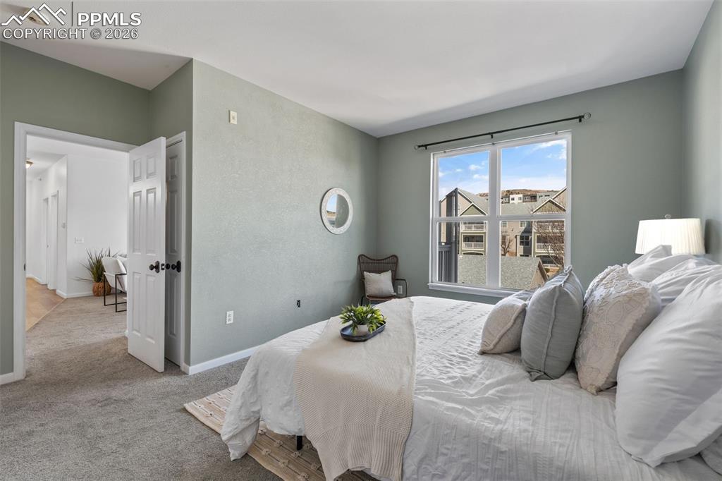 Image 14 of 34: Bedroom