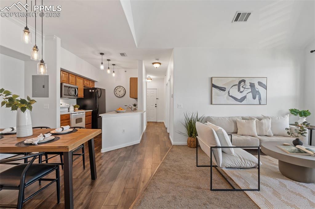 Image 4 of 34: Living Room