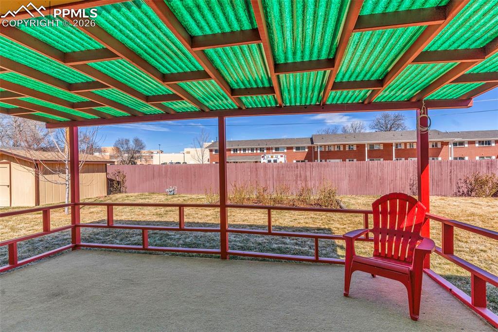 Image 29 of 50: Patio