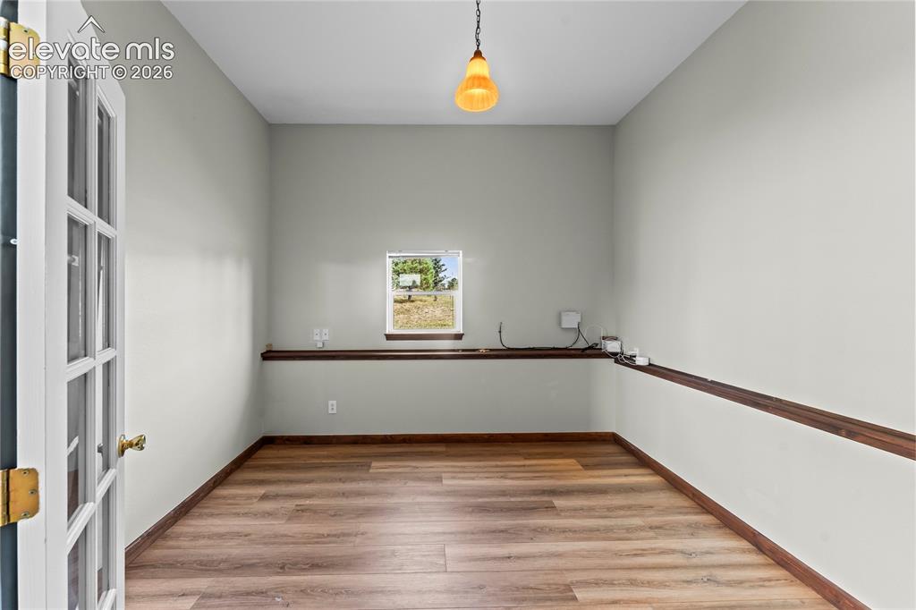 Image 10 of 46: Office