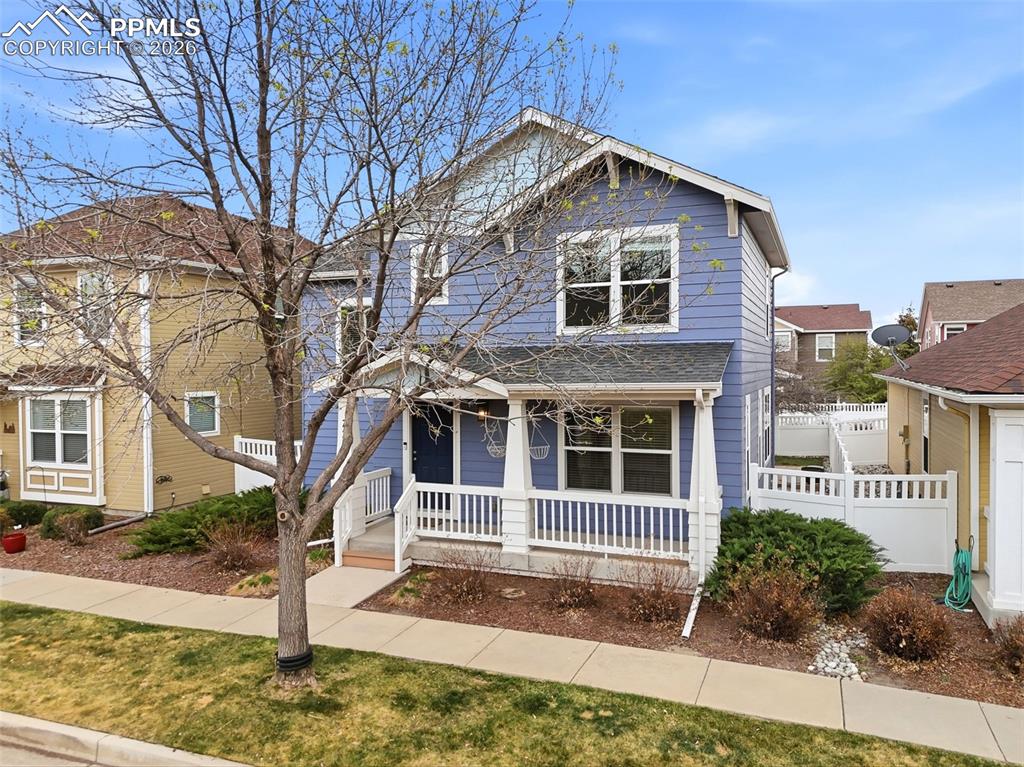 Image 4 of 47: Front of Structure