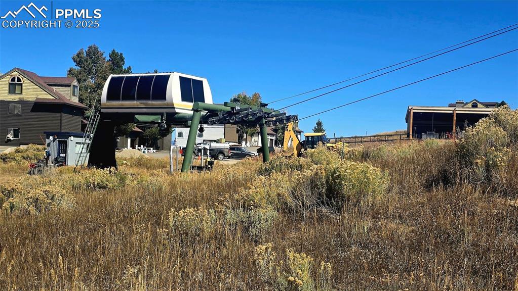 Image 38 of 42: View of yard