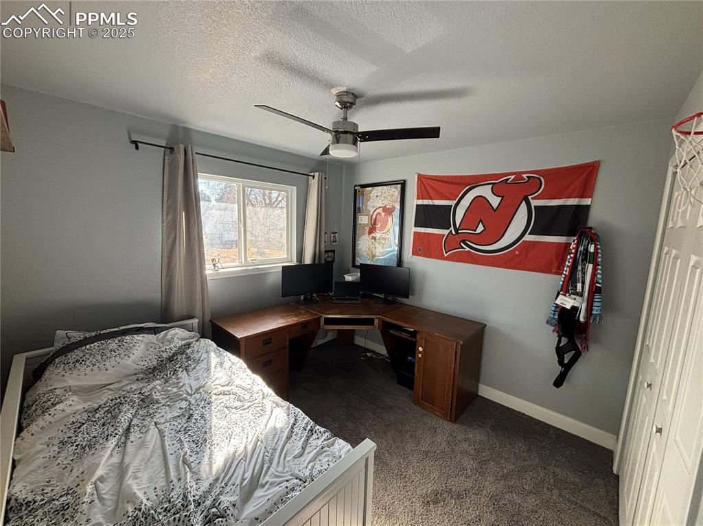 Image 15 of 28: Bedroom