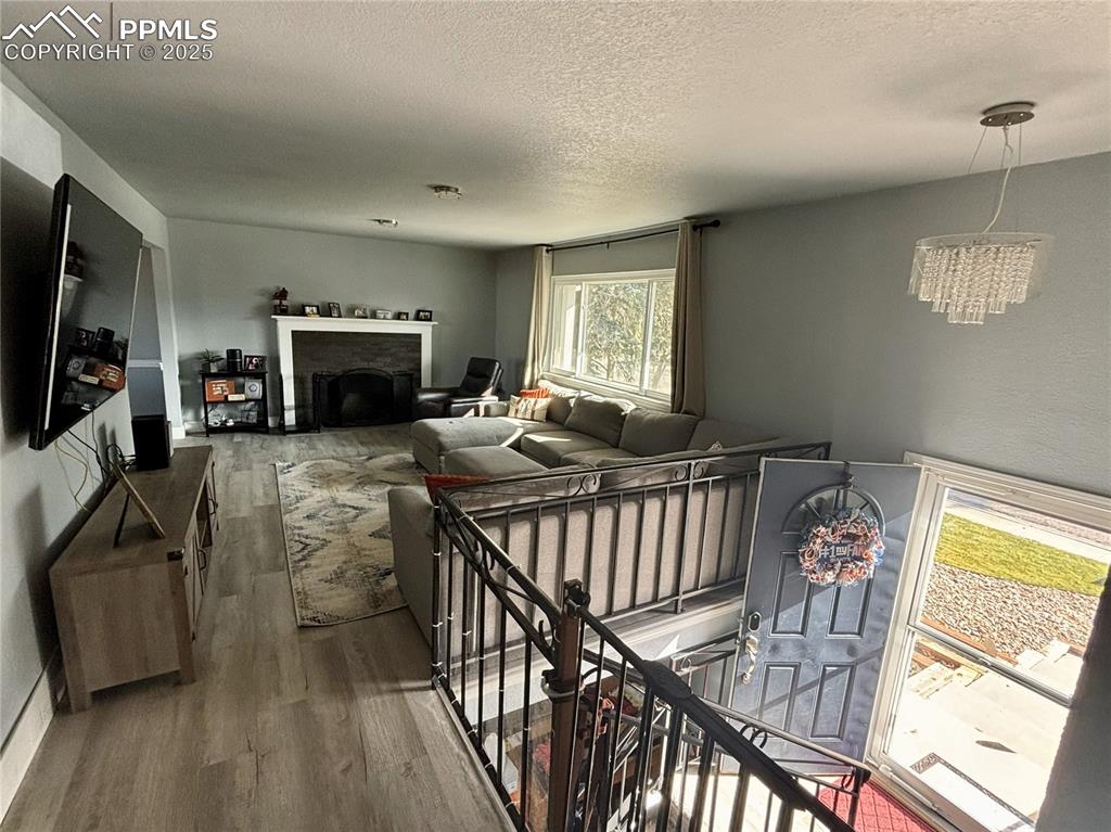 Image 6 of 28: Family Room