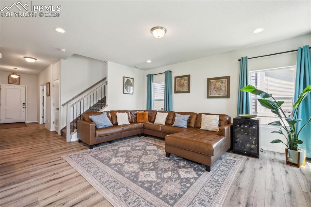 Image 7 of 40: Living Room