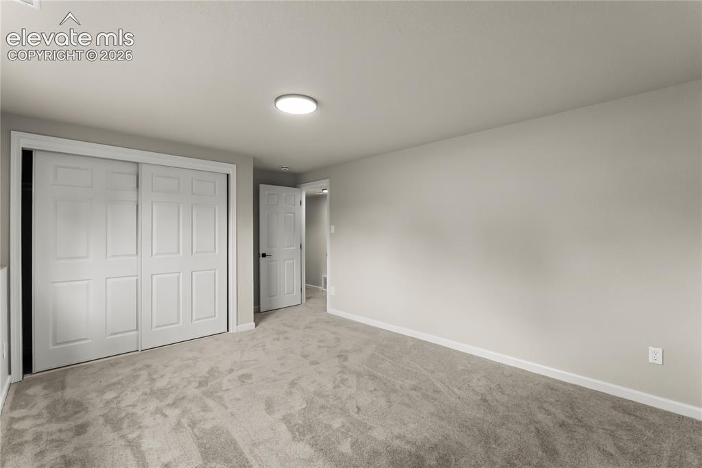 Image 25 of 42: Bedroom