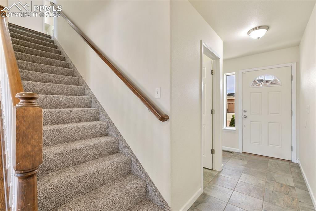 Image 3 of 29: Entry