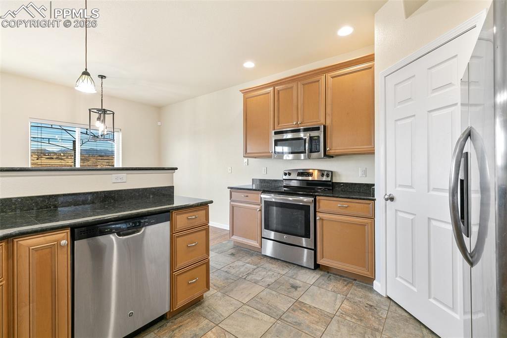 Image 8 of 29: Kitchen