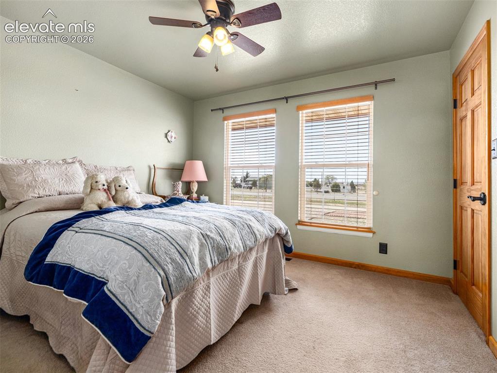 Image 9 of 41: Bedroom
