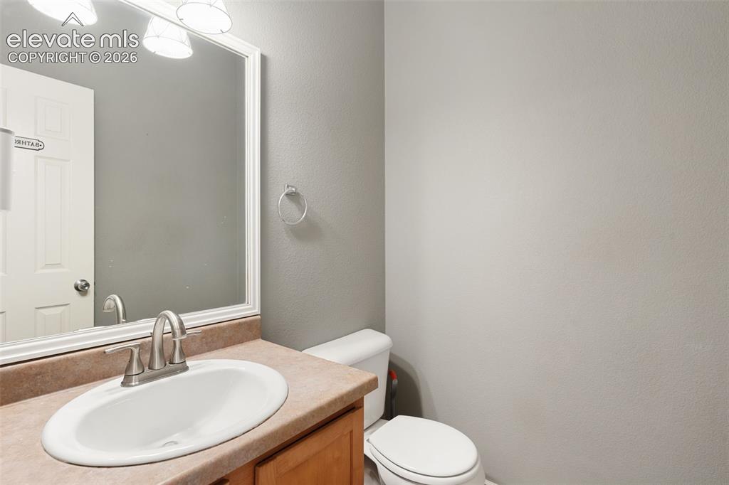 Image 12 of 35: Bathroom