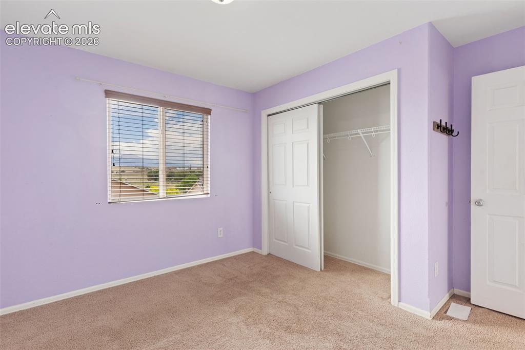 Image 19 of 35: Bedroom