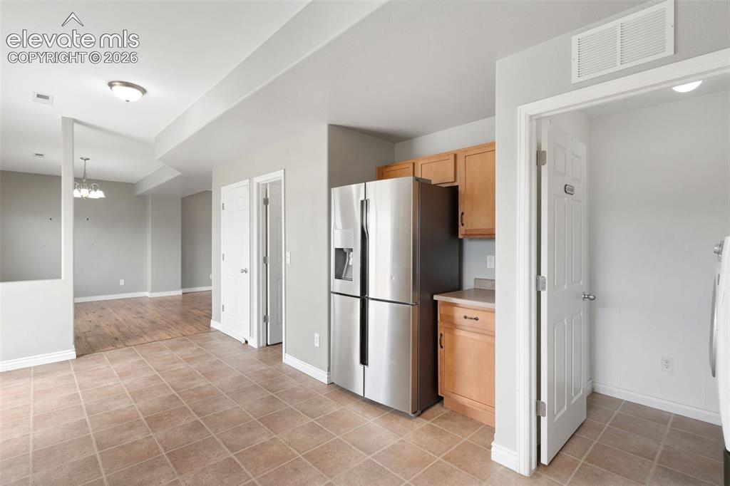 Image 6 of 35: Kitchen