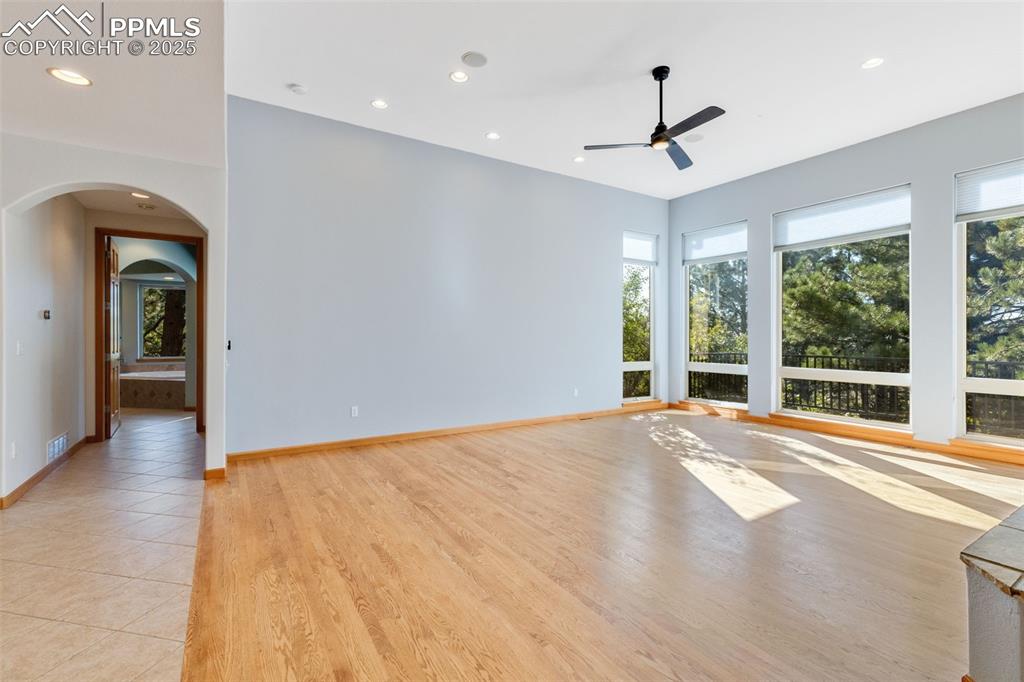 Image 11 of 49: Living Room