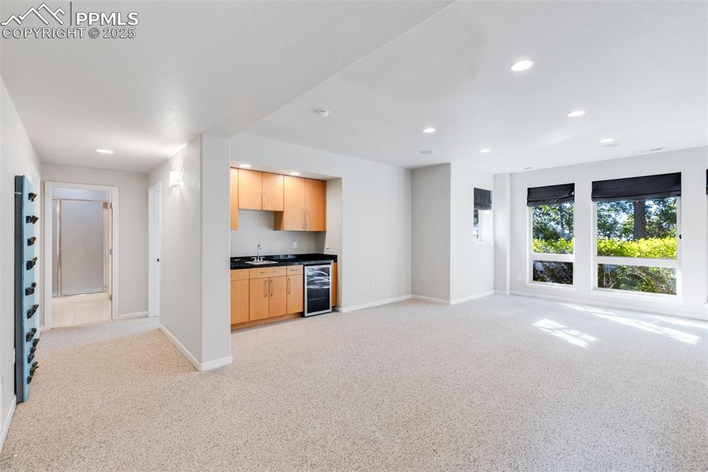 Image 33 of 49: Family Room