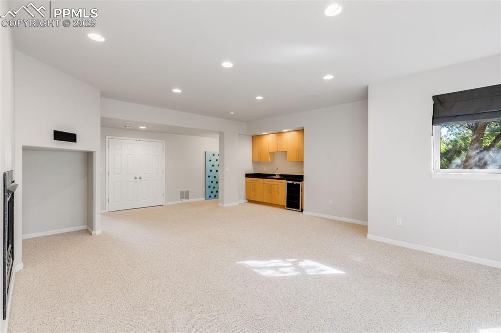 Image 35 of 49: Family Room