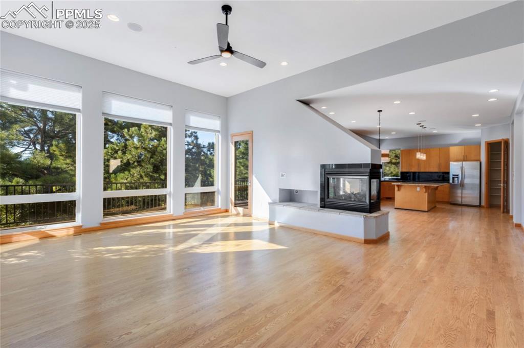 Image 7 of 49: Living Room