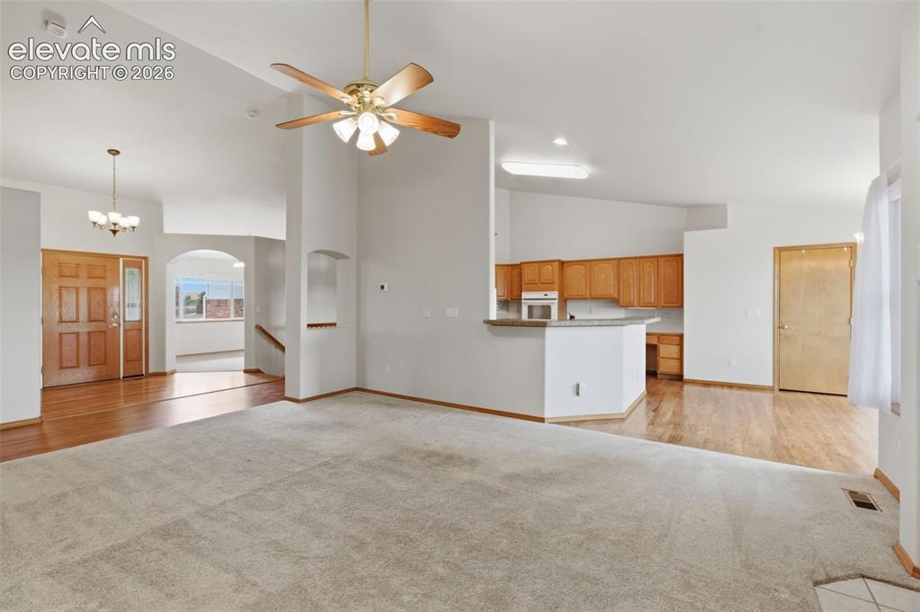 Image 6 of 50: Living Room