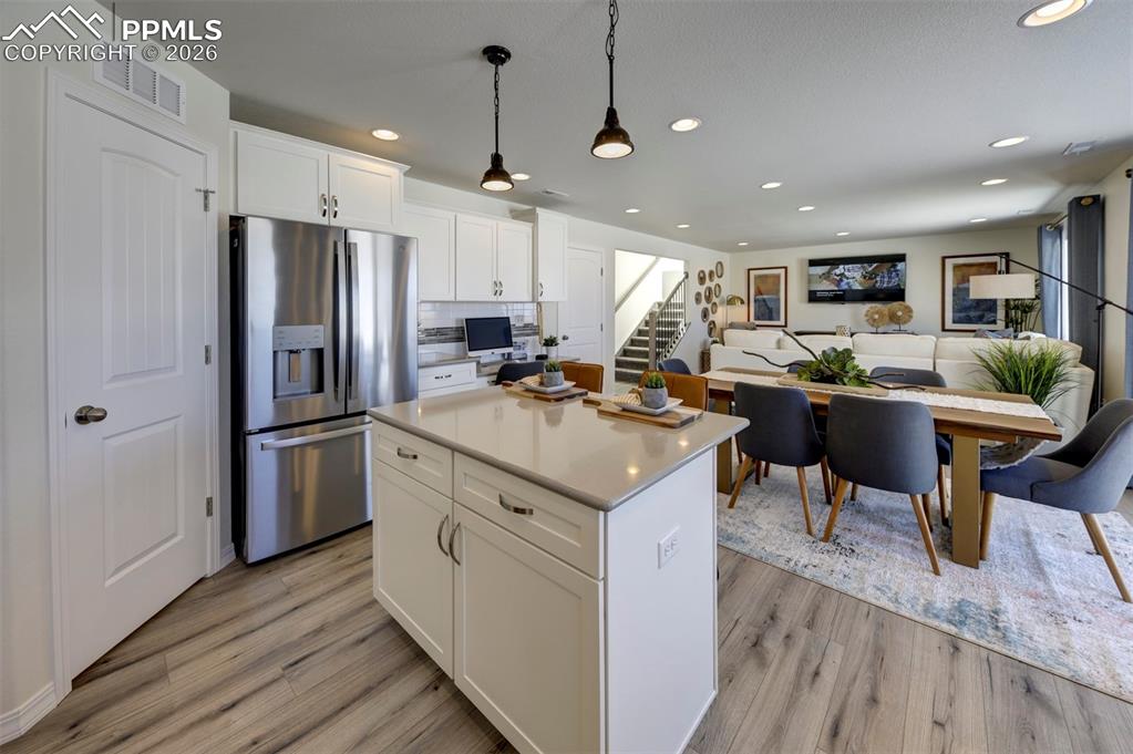 Image 7 of 19: **Pictures are from a previously staged home***