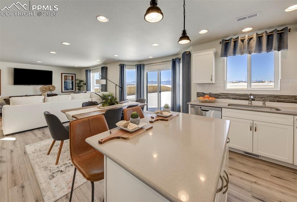 Image 9 of 19: **Pictures are from a previously staged home***