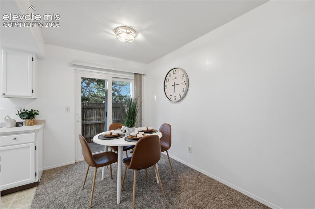 Image 6 of 26: Dining Area