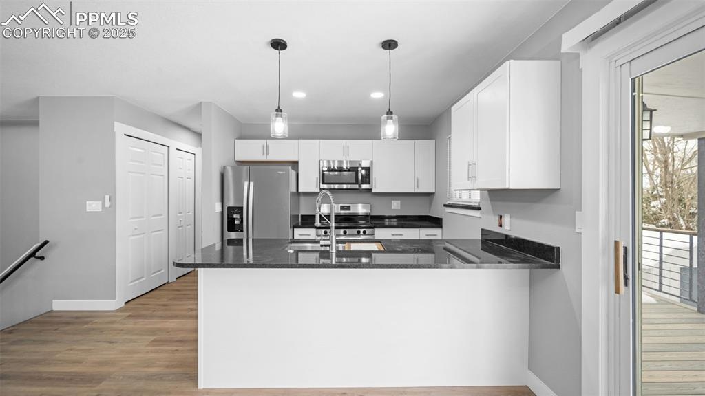 Image 12 of 37: Brand new kitchen cabinets