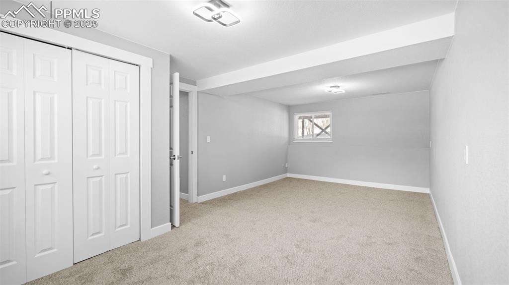 Image 19 of 37: Bedroom