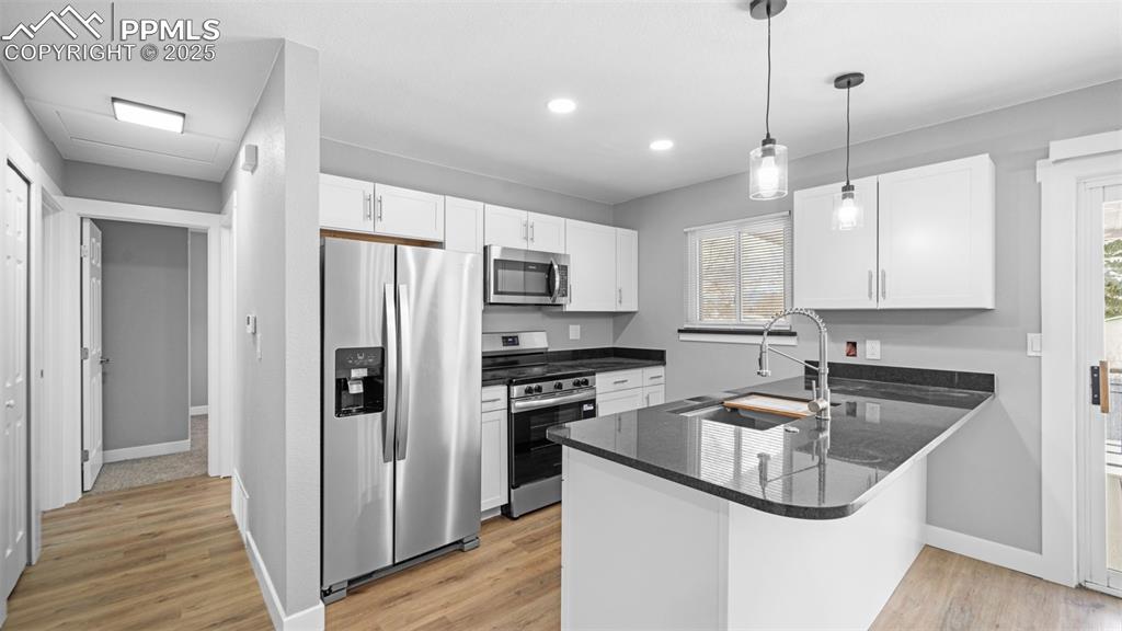 Image 9 of 37: Brand new stainless-steel appliances