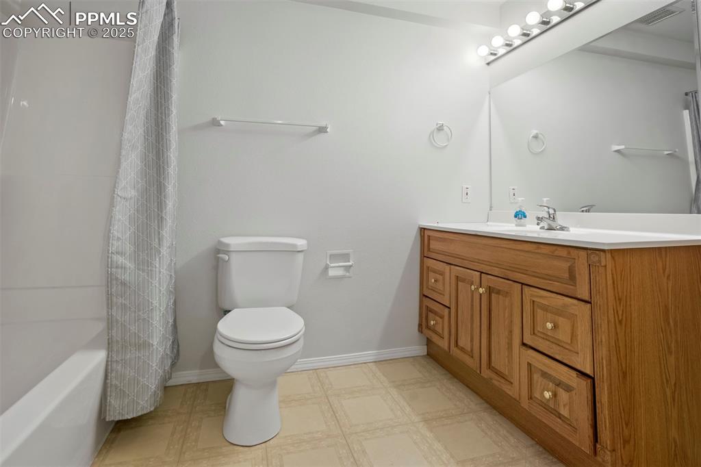 Image 41 of 48: Basement full bathroom