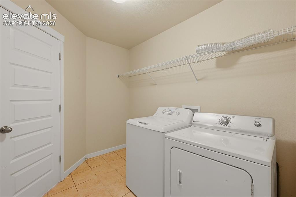 Image 36 of 45: Laundry
