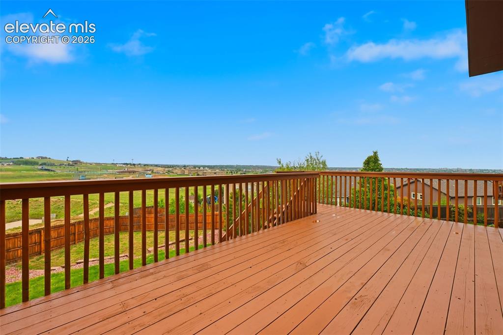 Image 44 of 45: Deck
