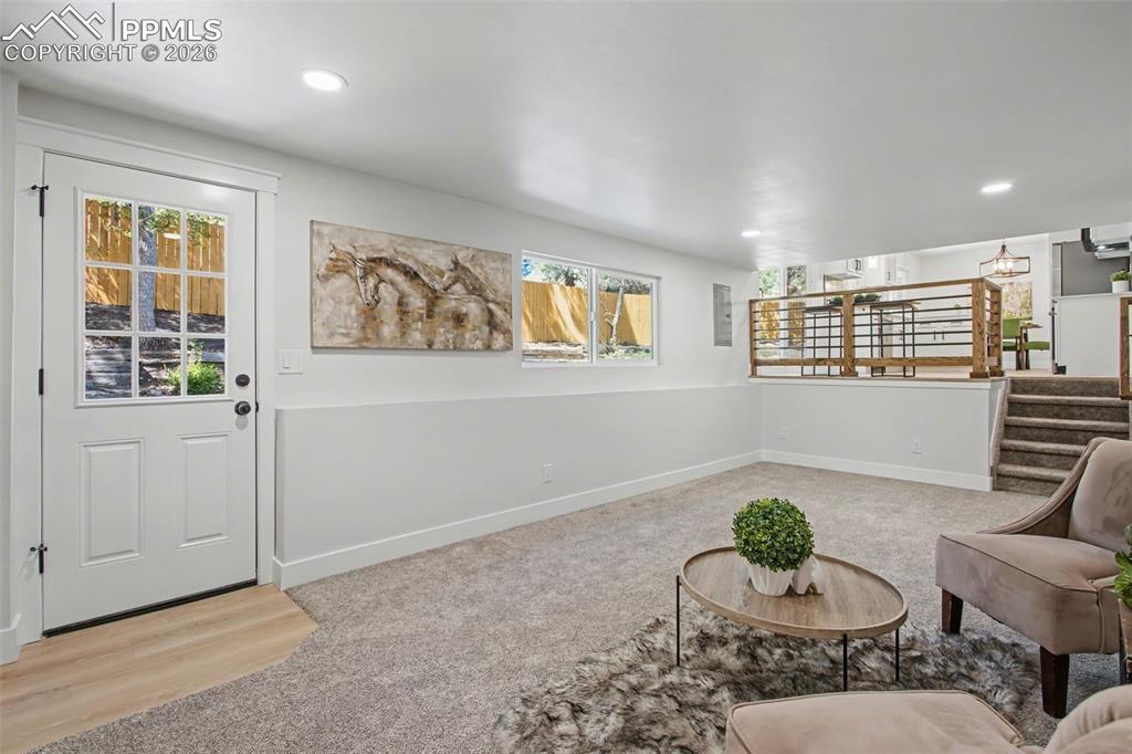 Image 20 of 47: Living Room