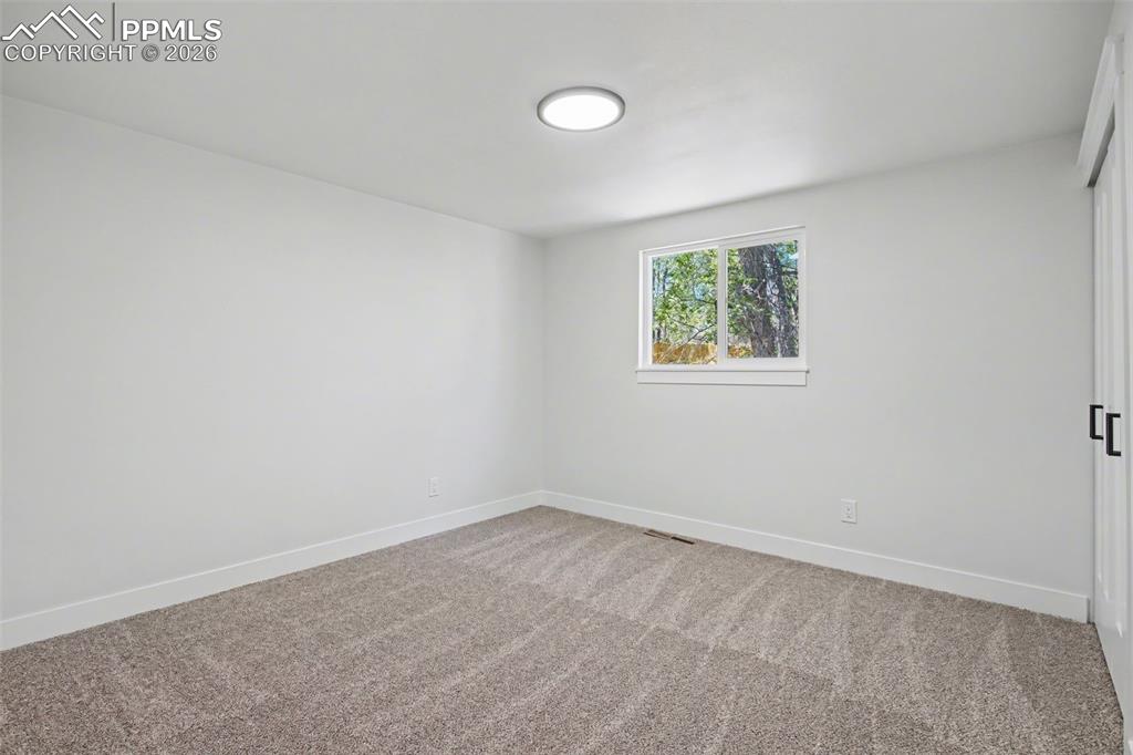 Image 28 of 47: Bedroom