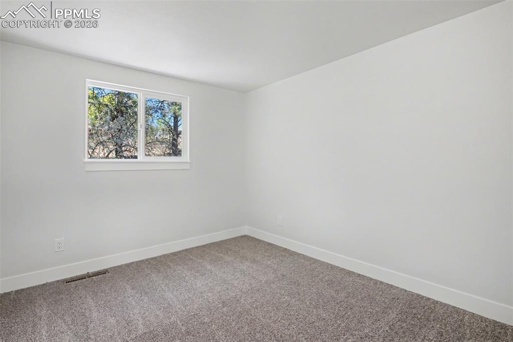 Image 30 of 47: Bedroom