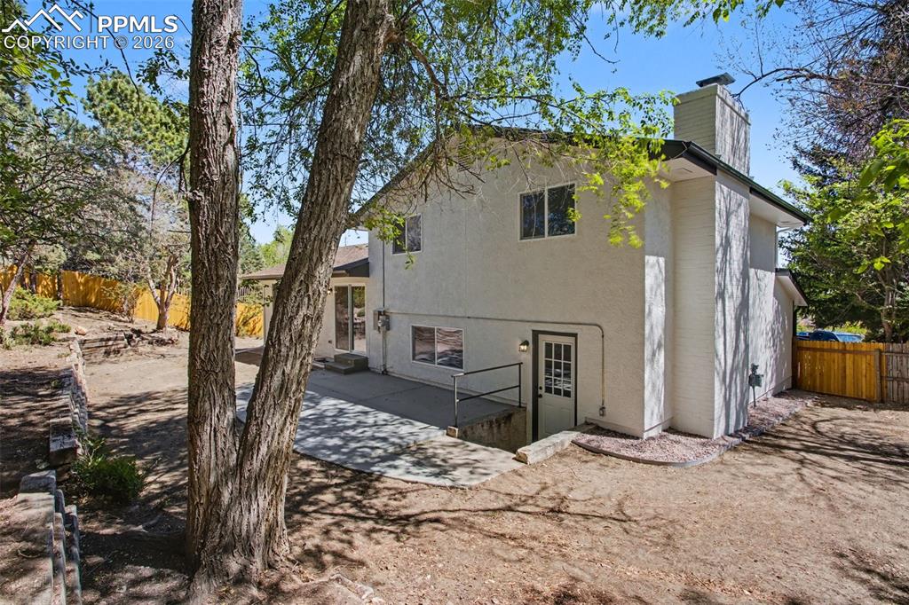 Image 45 of 47: Back of Structure