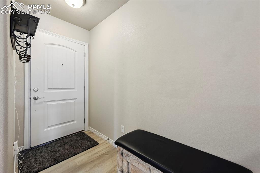 Image 14 of 49: Entry