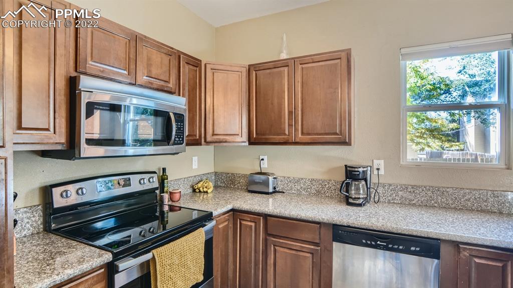 Listing 1300246, Image 14 of 31