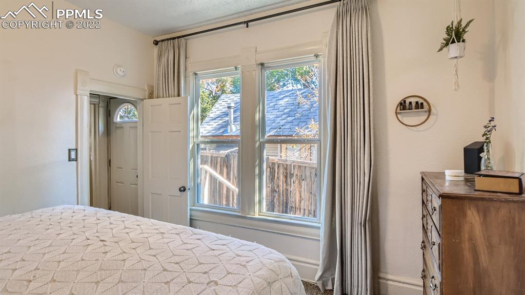 Listing 1300246, Image 17 of 31