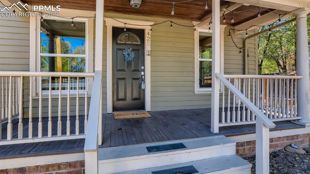 Listing 1300246, Image 4 of 31