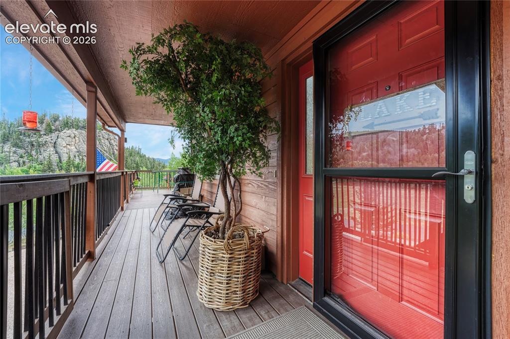 Image 5 of 41: Deck