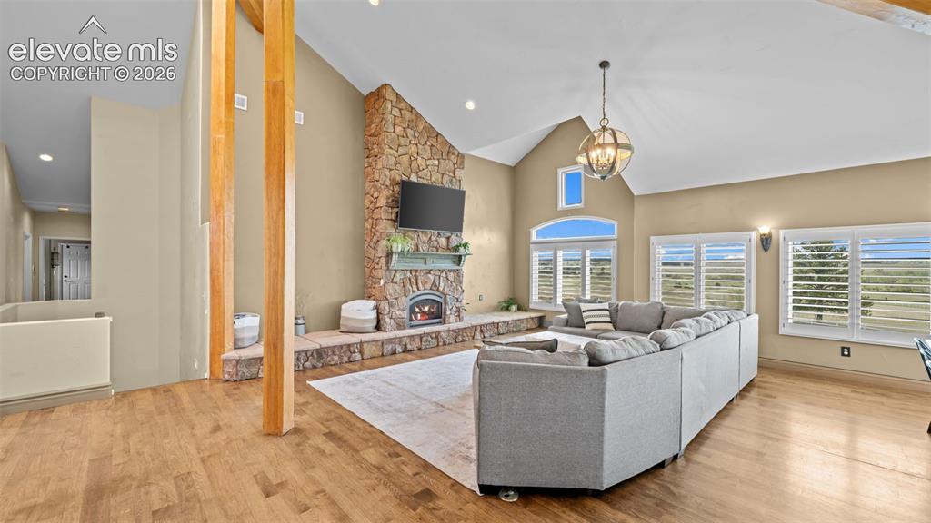 Image 6 of 49: Living Room