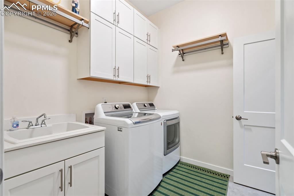 Image 21 of 48: Mud Room