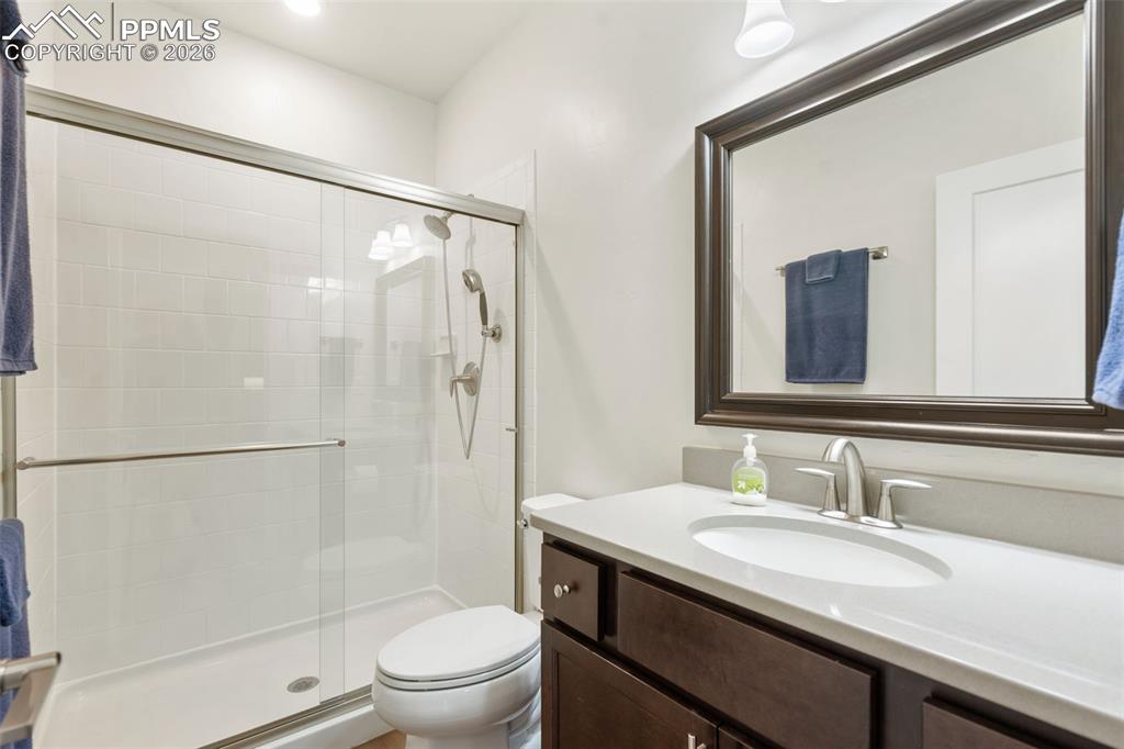 Image 30 of 48: Bedroom