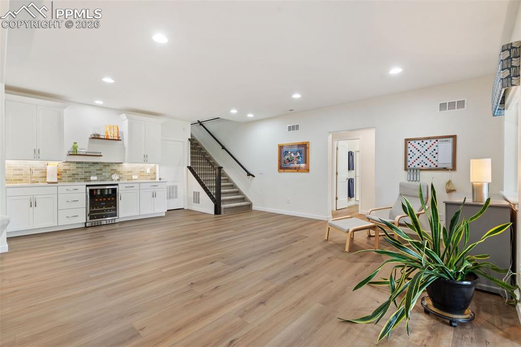 Image 34 of 48: Sitting Room