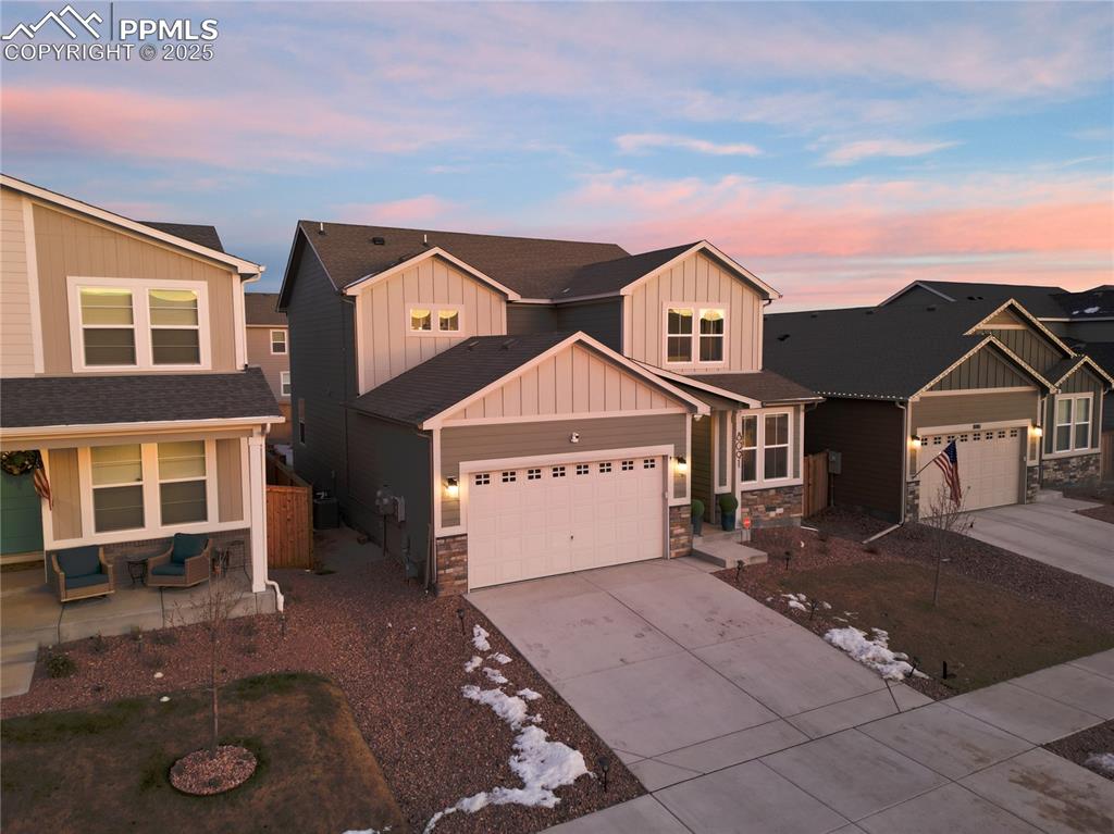Image 2 of 37: Unbeatable location off Woodmen and Marksheffel near the new Aspen Meadows