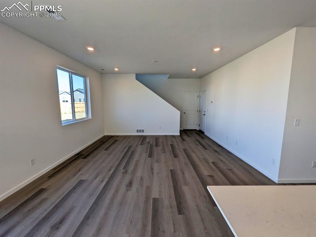 Image 5 of 12: Living Room