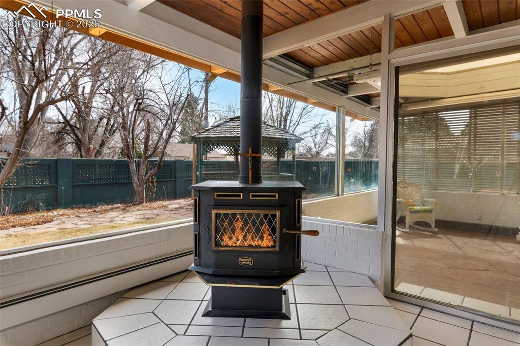 Image 18 of 44: Sun Room