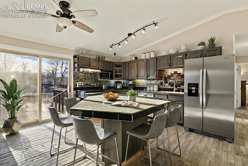 Image 5 of 27: Virtually staged kitchen