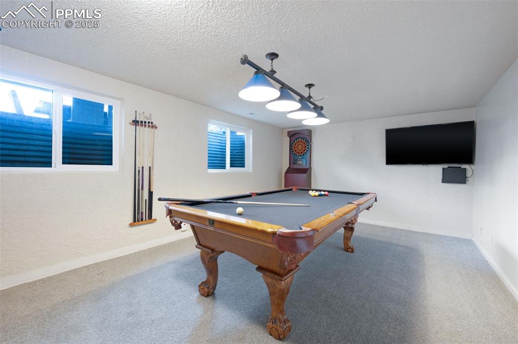 Image 32 of 50: Game Room