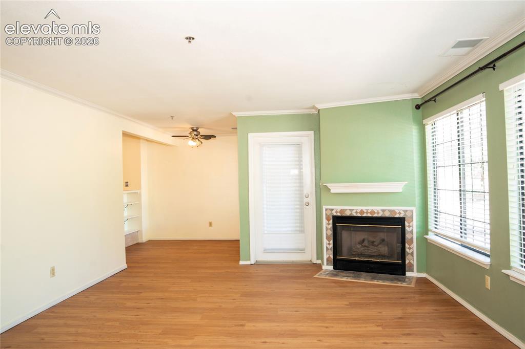 Image 8 of 28: Living Room