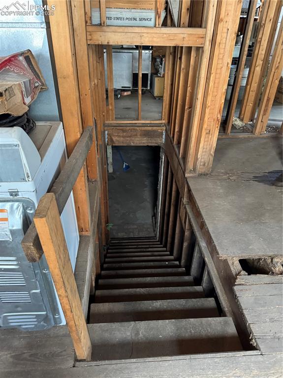 Image 10 of 19: View of stairway